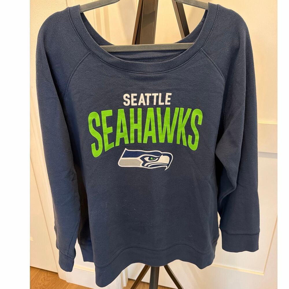 Navy blue women's Seattle Seahawks sweatshirt Size XL